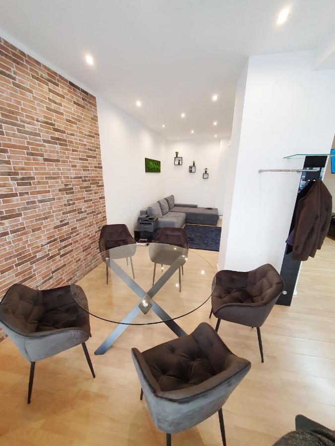 Modernes, Stilvolles Eingerichtetes Loft Apartment Vienna Luaran gambar