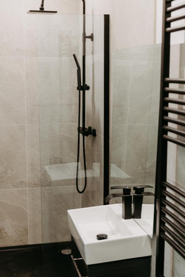 Modernes, Stilvolles Eingerichtetes Loft Apartment Vienna Luaran gambar